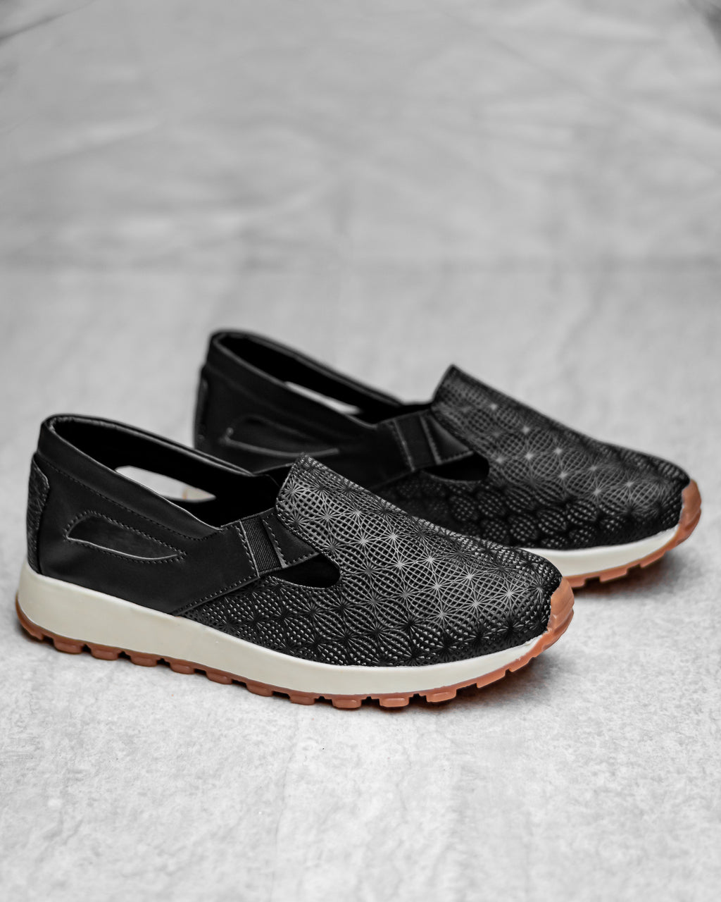 MAFALDA OXFORD ELITE: EMPODERAMIENTO EN CADA PASO