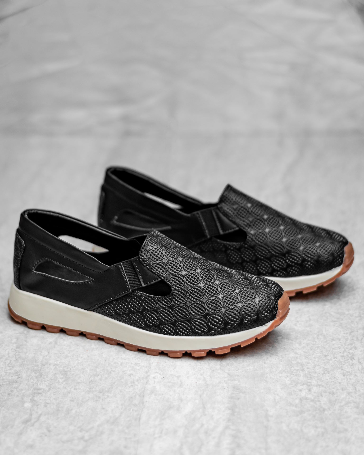 MAFALDA OXFORD ELITE: EMPODERAMIENTO EN CADA PASO