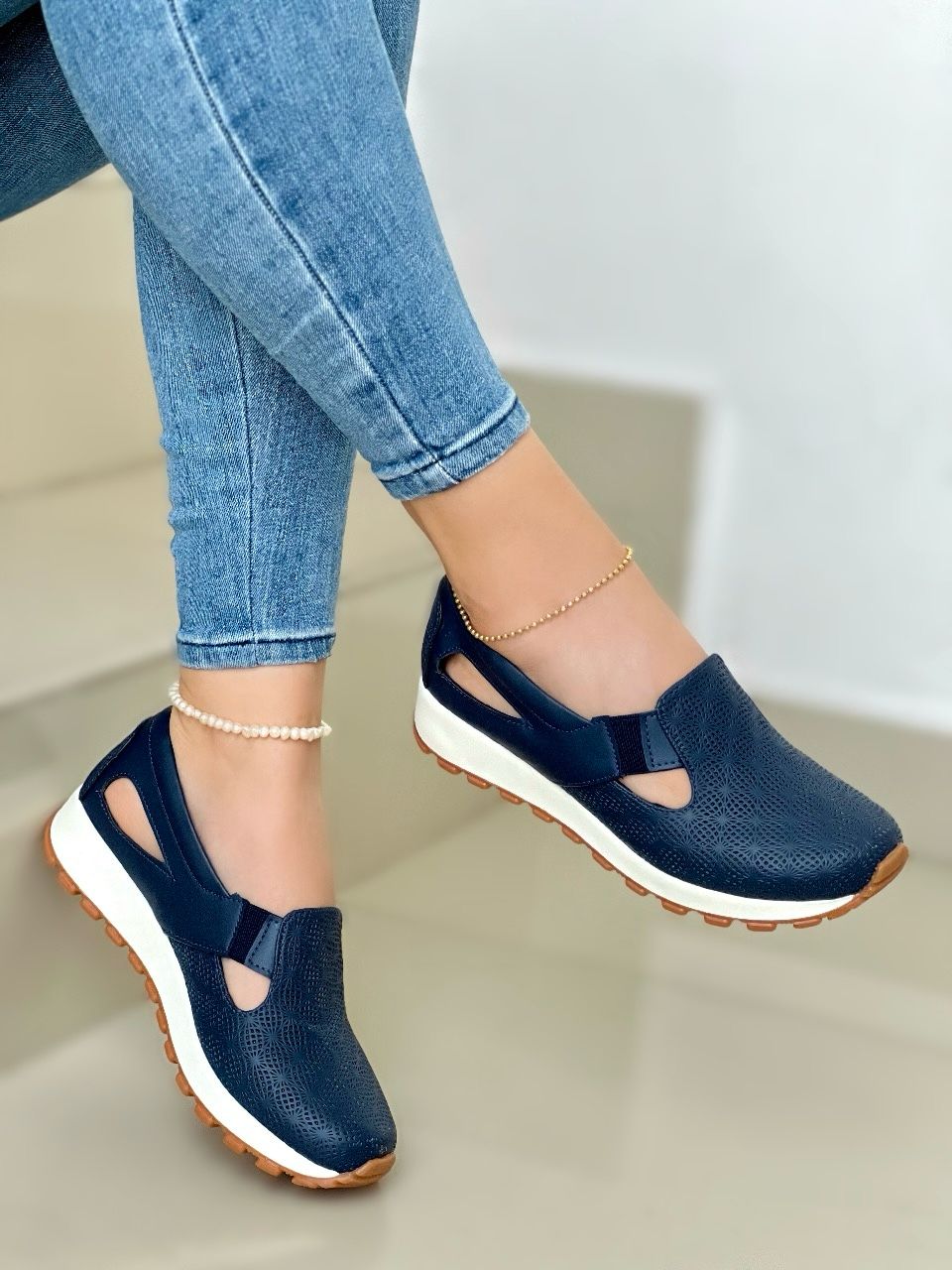 MAFALDA OXFORD ELITE: EMPODERAMIENTO EN CADA PASO